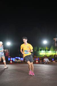 BIB: 4188
                            <button type="button" onclick="openModal(23006681)" class="btn btn-primary btn-sm float-right btn-popup" data-toggle="modal" data-target=".modal-high-quality">
                        <i class="fas fa-shopping-cart"></i> Add to Cart
                    </button>
                                            <button type="button" onclick="isThisMe(23006681, true)" class="btn btn-success btn-sm float-right btn-popup btn-isme hidden" data-toggle="tooltip" data-placement="bottom" title="นี่คือรูปของคุณใช่ไหม คลิกที่นี่เพื่อเอาเข้าอัลบั้ม">
                        <i class="fas fa-plus"></i> Add to album
                    </button>
                    <button type="button" onclick="isThisMe(23006681, false)" class="btn btn-warning btn-sm float-right btn-popup btn-isnotme hidden">
                        <i class="fas fa-ban"></i> Remove from album
                    </button>